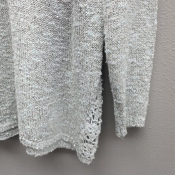 Maurices Sweater Womens 2XL Gray Silver Open Knit Crochet Lace Yoke Pullover - Picture 3 of 11